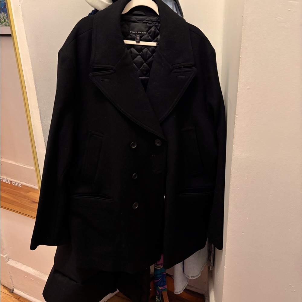 BANANA REPUBLIC wool peacoat.